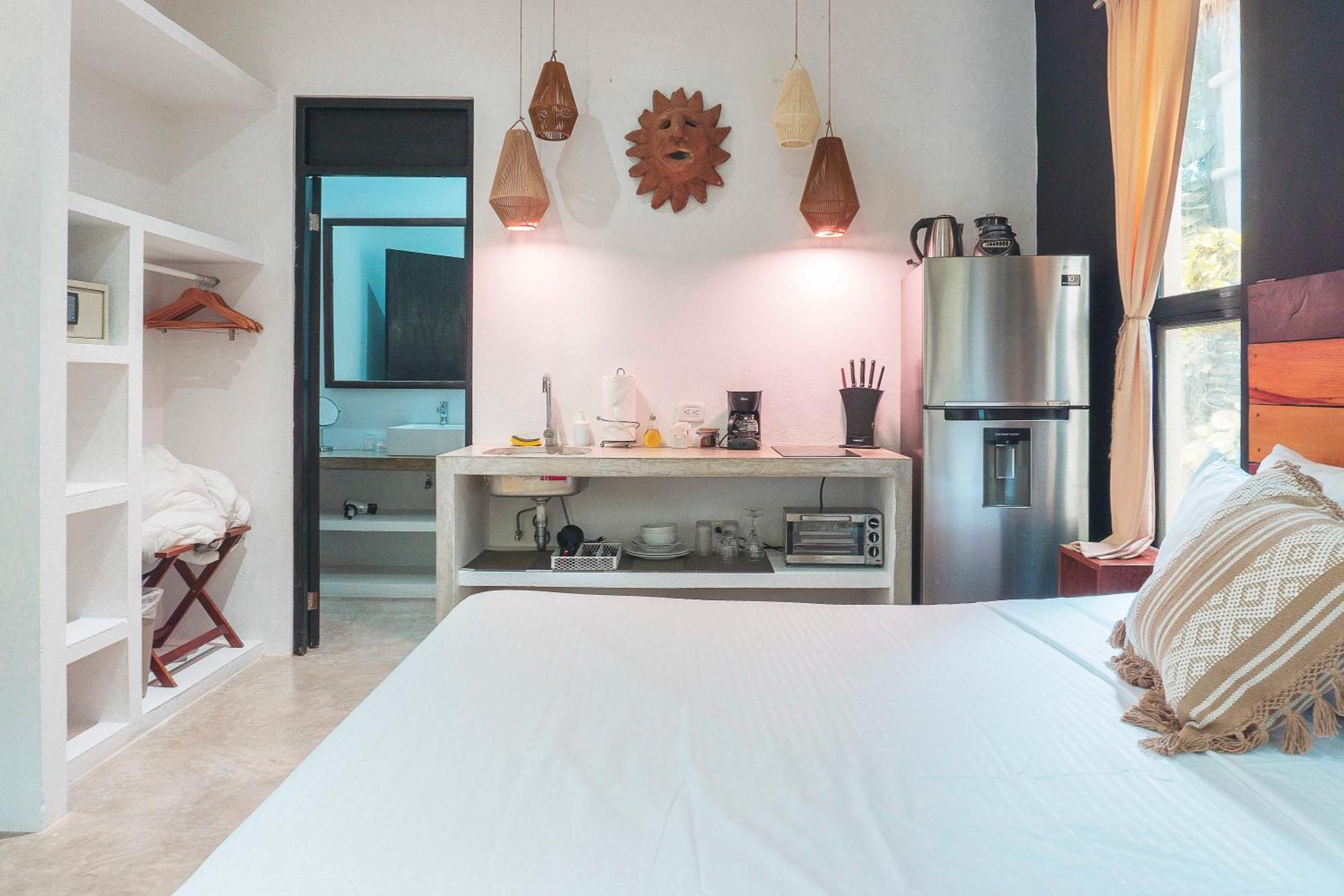 Naats Amigos Aparthotel